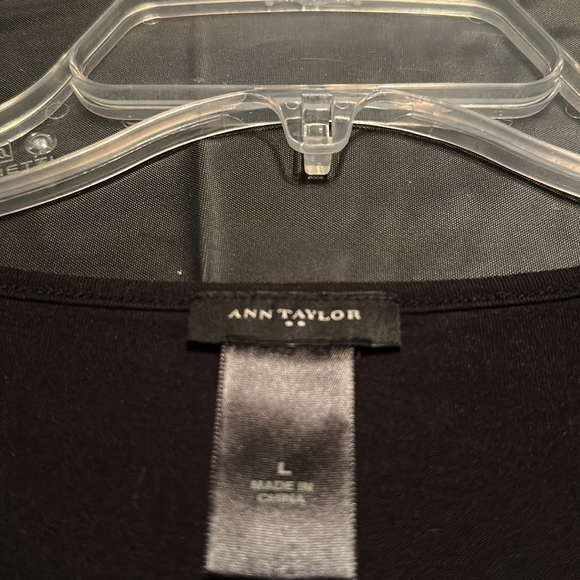 black and white polka dotted thicker material knit - Picture 4 of 6